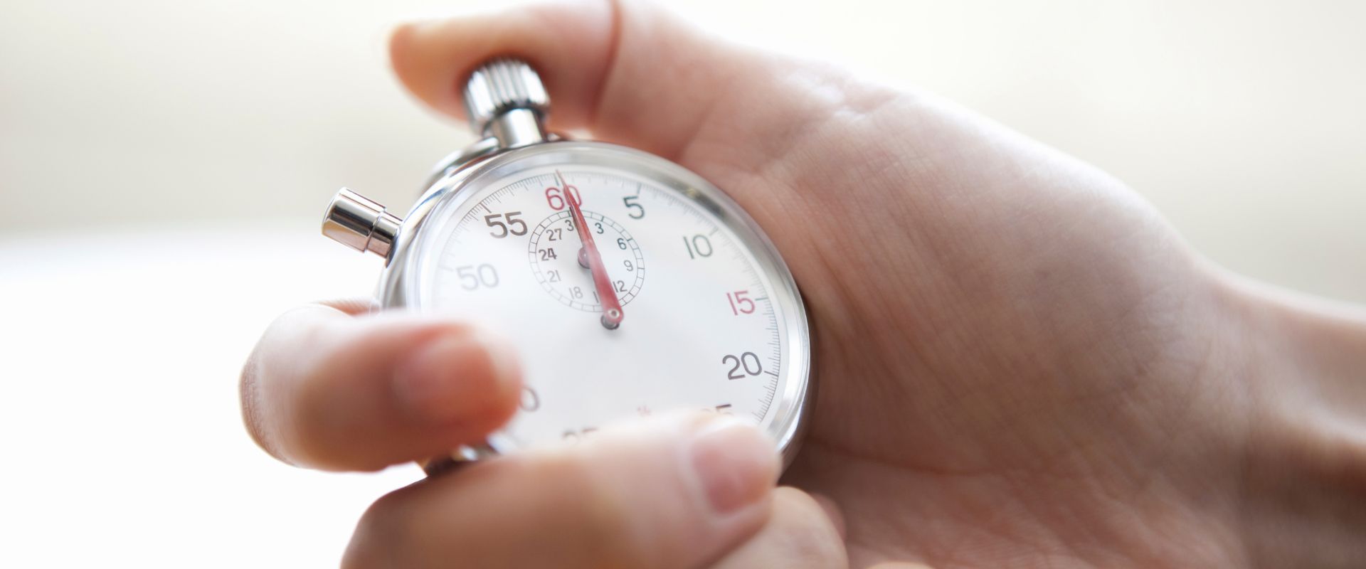 Stopwatch measuring 8 minutes for Medicare 8-minute rule